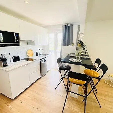 Cosy Appartement Vue Mer, Clim, Place De Parking Sanary-sur-Mer Exterior photo